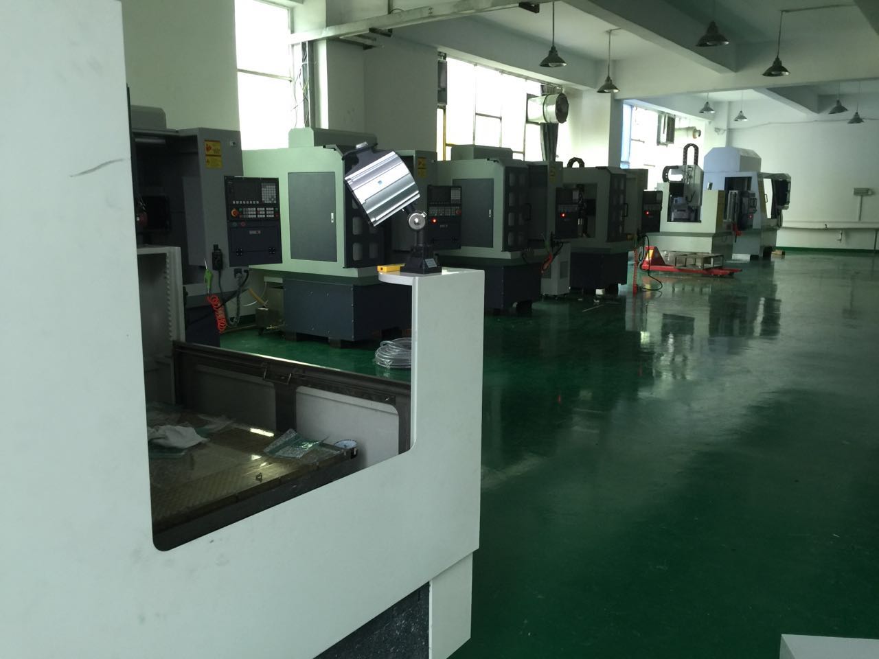 深圳精雕   CNC新車間加工樓已建好！ 產(chǎn)量預(yù)達(dá)到季度100臺