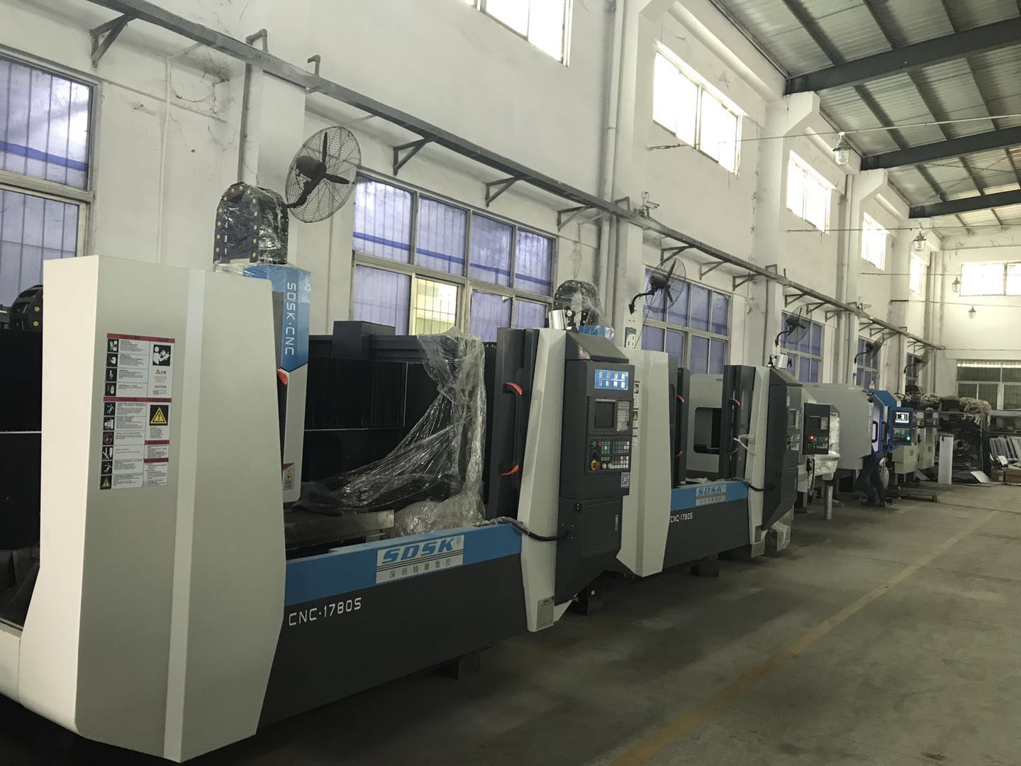 CNC加工中心、雕銑機(jī)和精雕機(jī)三者的區(qū)別有那些